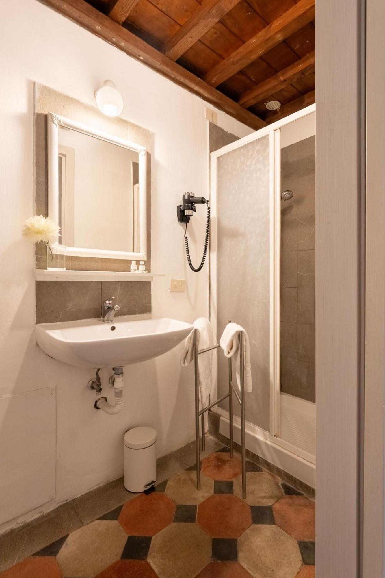 F1 - Santa Croce One Bedroom Apartment For Couples Florença Exterior foto